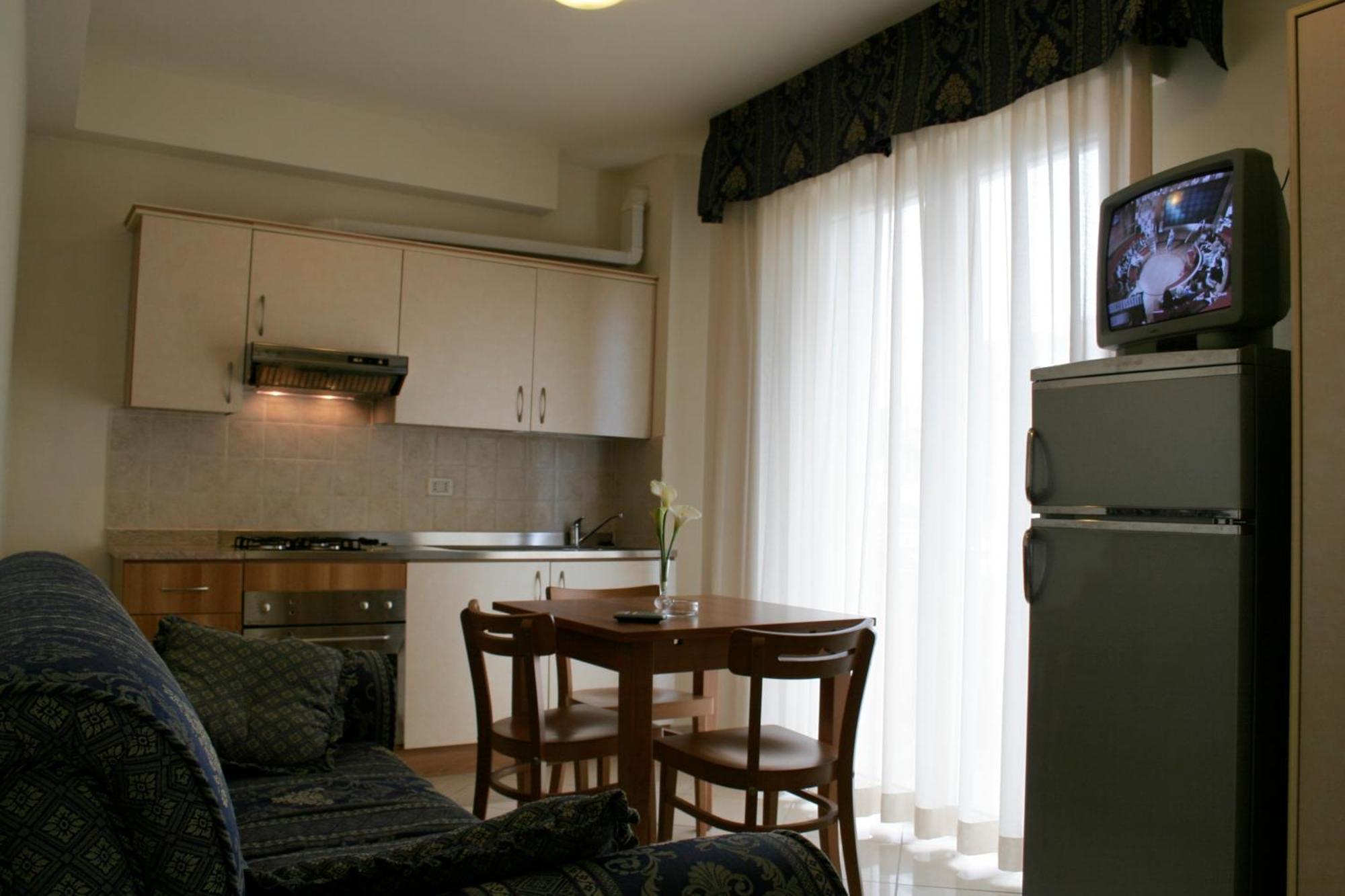 Residence Olimpo Rimini Zewnętrze zdjęcie
