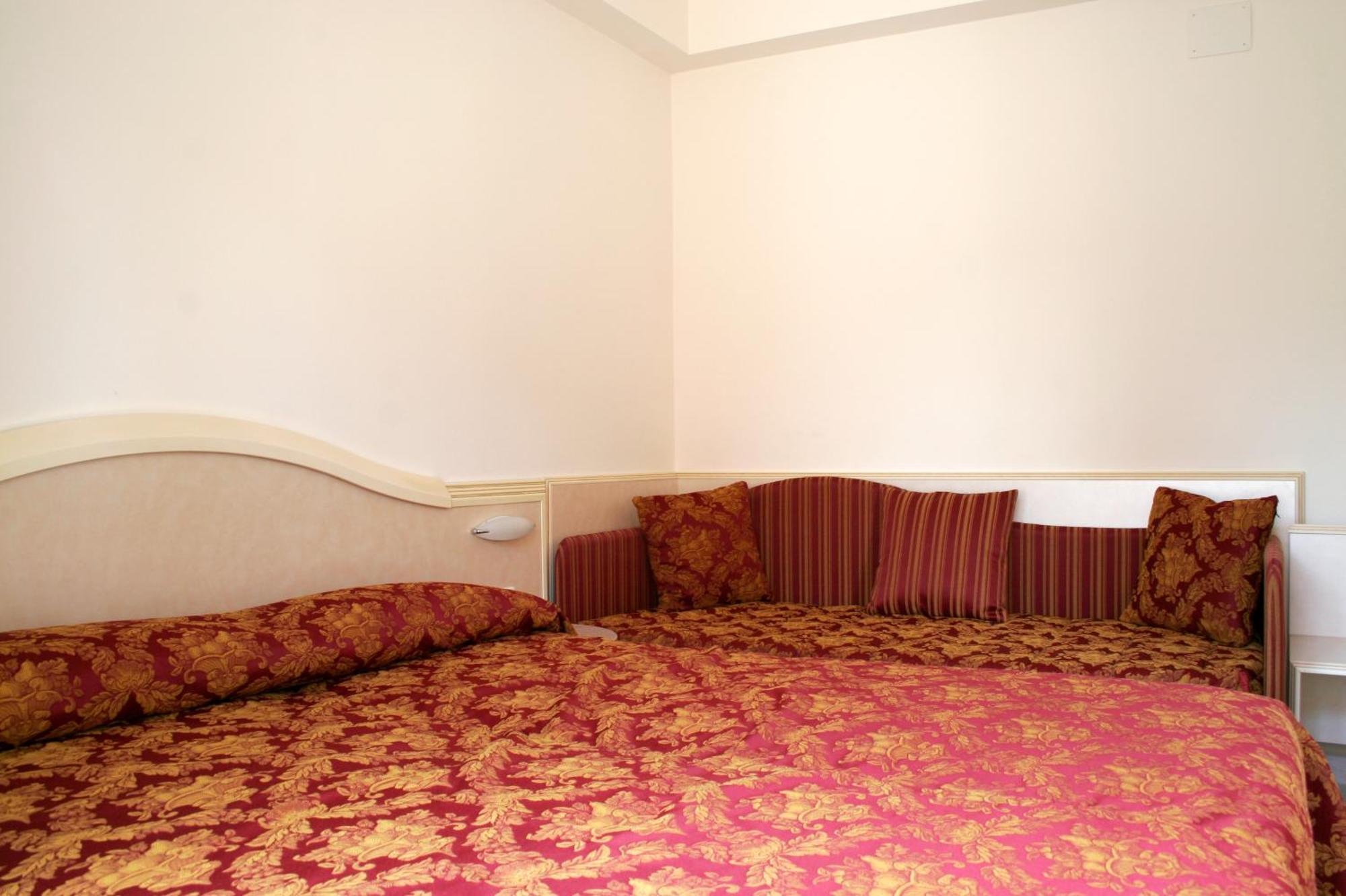 Residence Olimpo Rimini Zewnętrze zdjęcie